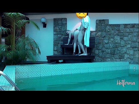 ❤️ Mookameli o memela moroetsana letamong, empa a sitoa ho hanela mocheso Video ea bootsoa ﹏