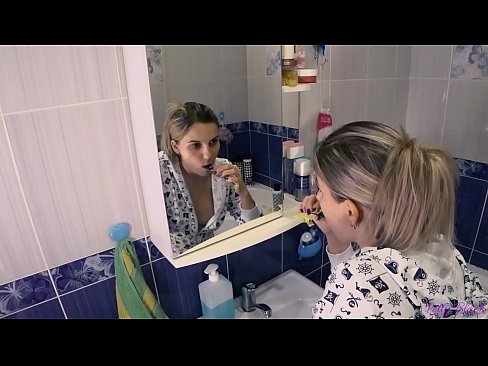 ❤️ Hack with young in pajamas e qetella ka molomo cum in esele - letty black Video ea bootsoa ﹏