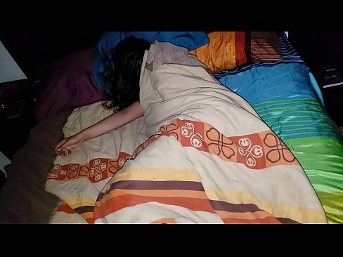 ❤️ Stepson o soma 'm'ae oa bobeli ha a ntse a robetse. Video ea bootsoa ﹏